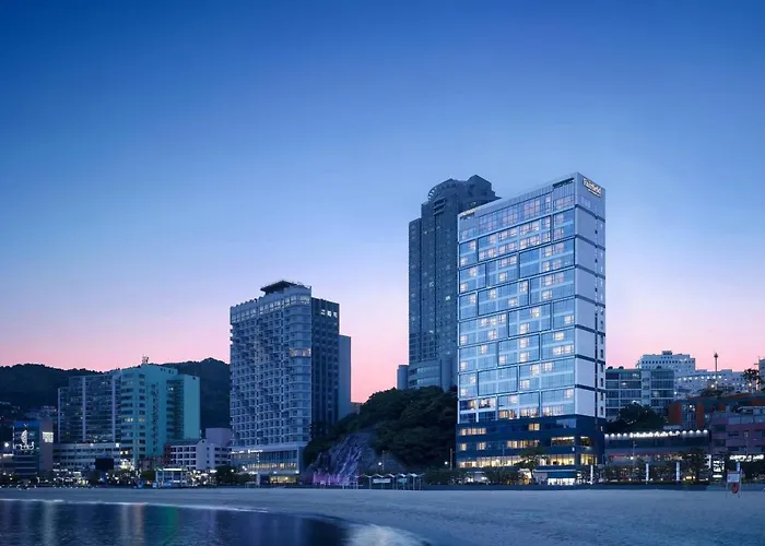 Hotel Fairfield By Marriott Songdo 3*