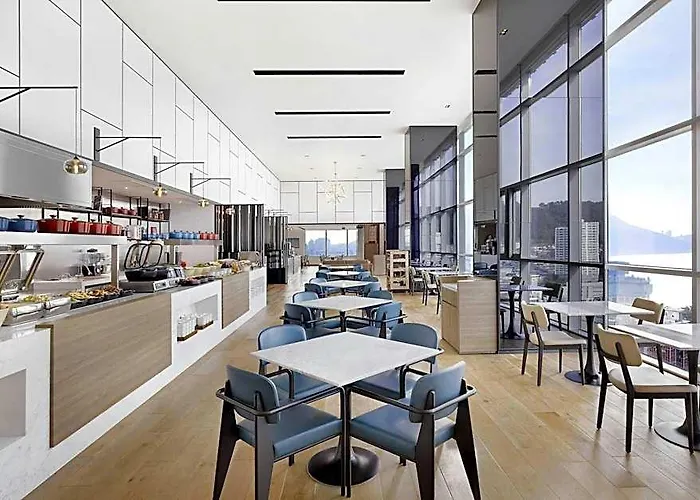 Fairfield By Marriott Songdo Hotel 3*