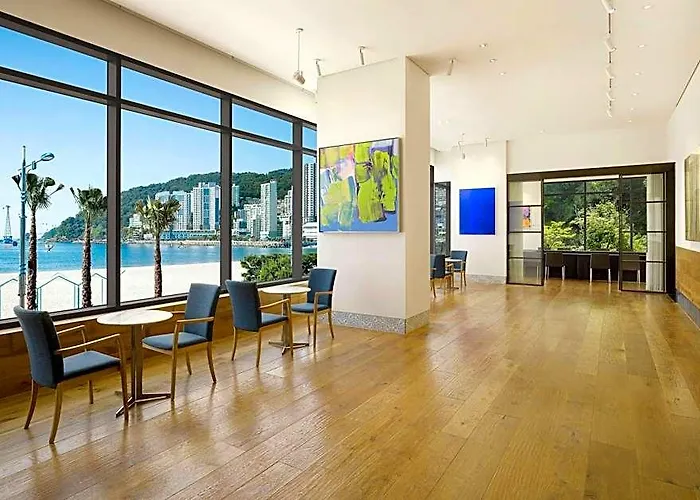 Hotel Fairfield By Marriott Songdo Busan